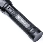 Linterna Compacta P8 de Nextorch